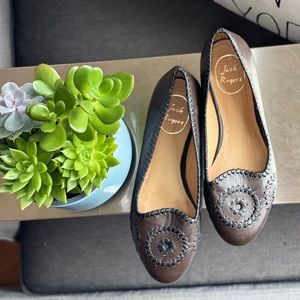 Jack Roger Brown Genuine Leather Pinwheel Flats